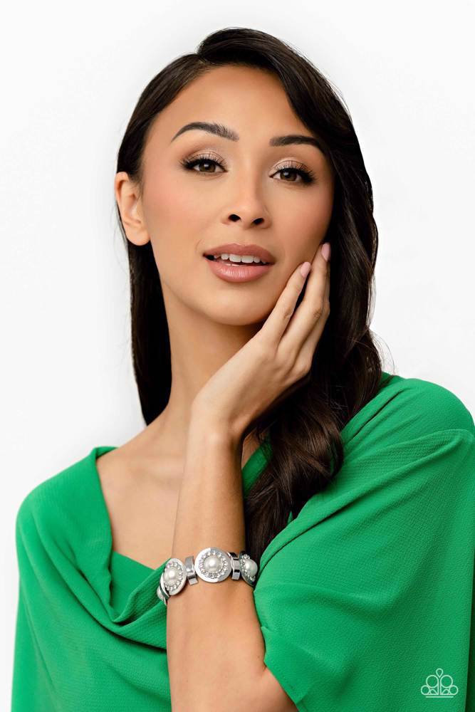 Paparazzi Bracelet ~ Summer Serenade - White