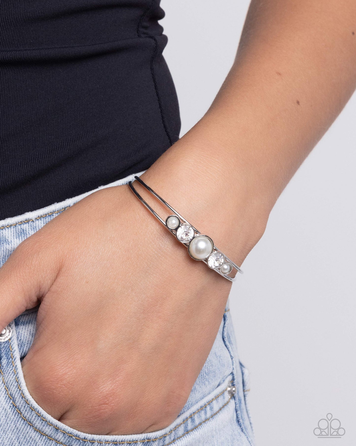 Wedding Waltz - Paparazzi Bracelet Image