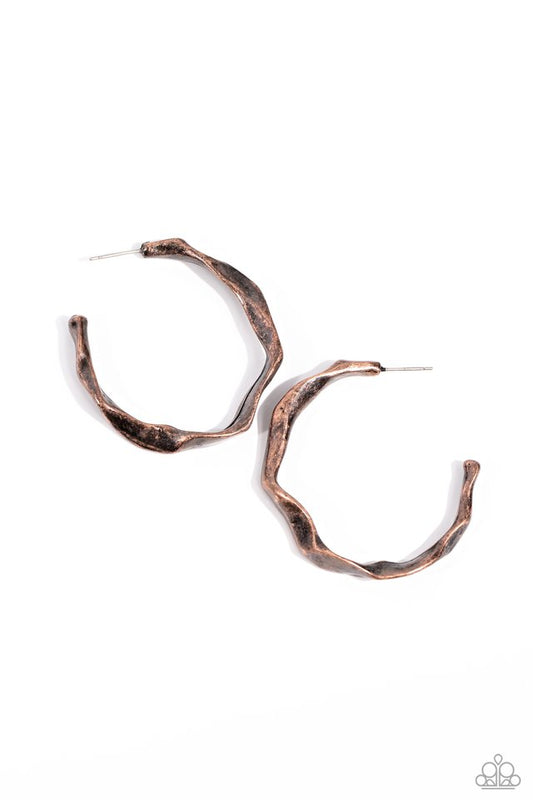 Coveted Curves - Copper - Paparazzi Earring Image