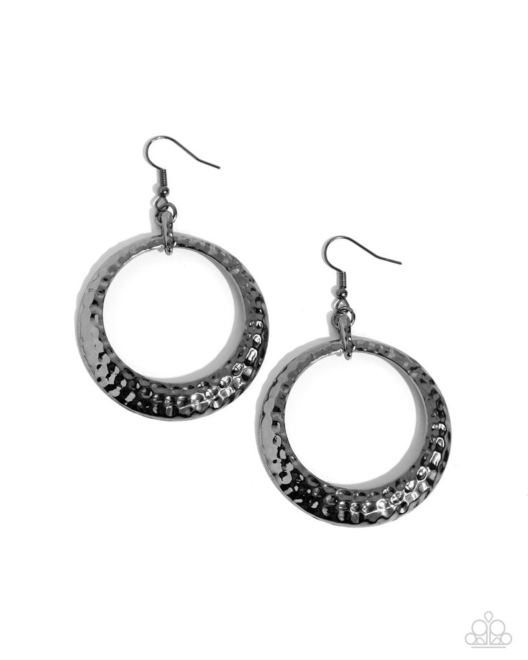 Gallery Gear - Black - Paparazzi Earring Image