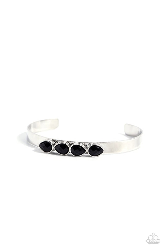 Prismatically Petite - Black - Paparazzi Bracelet Image