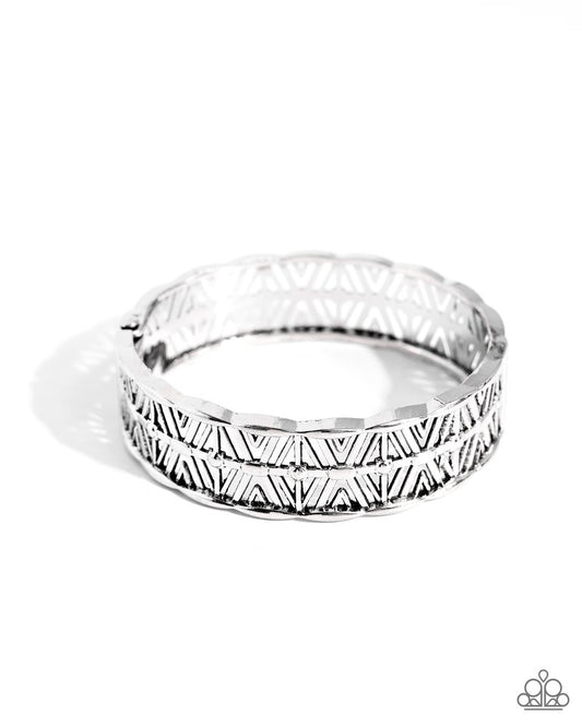 ESCAPADE Artist - Silver - Paparazzi Bracelet Image