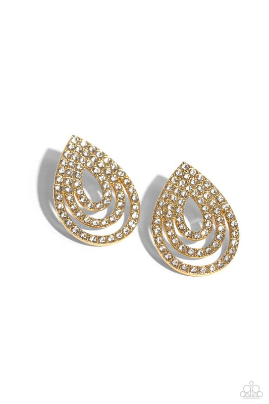 Red Carpet Reverie - Gold - Paparazzi Earring Image
