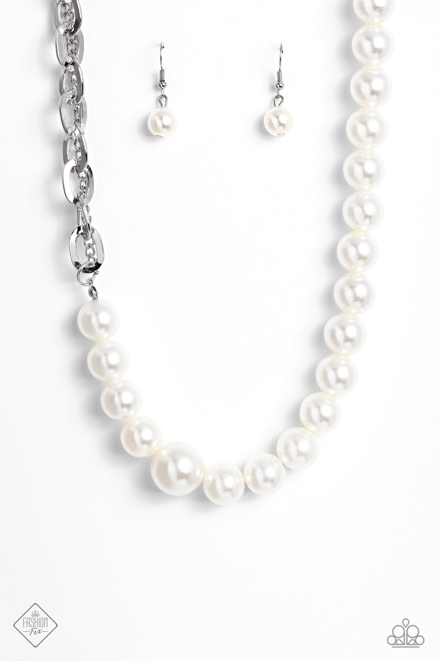 Paparazzi Necklace ~ My PEARL - White