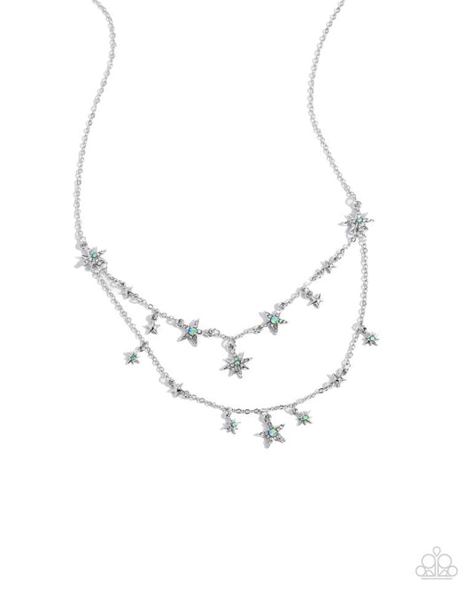 Raising the STAR - Green - Paparazzi Necklace Image