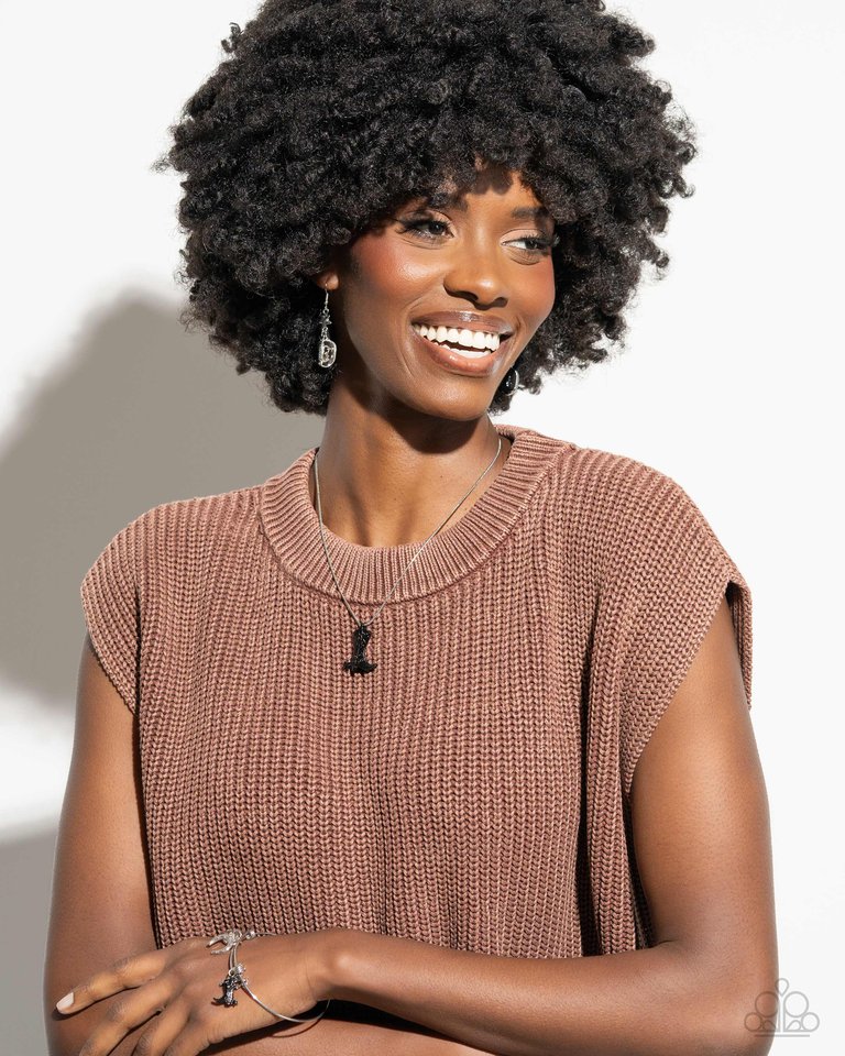 Western Waltz - Black - Paparazzi Bracelet Image