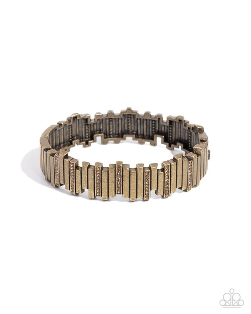 Admirably Aligned - Brass - Paparazzi Bracelet Image