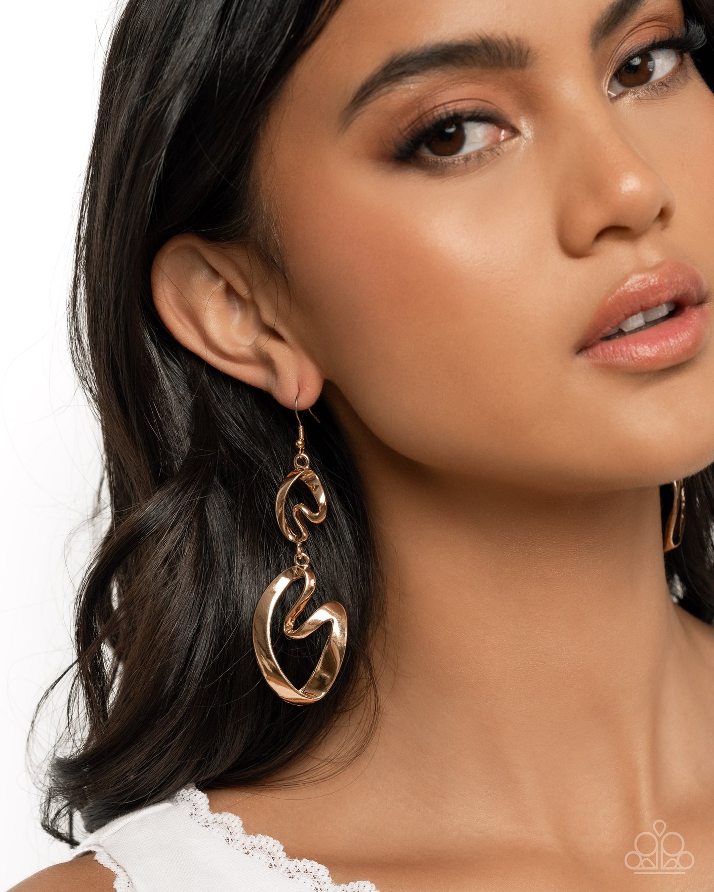 Abstract Angles - Paparazzi Earring Image