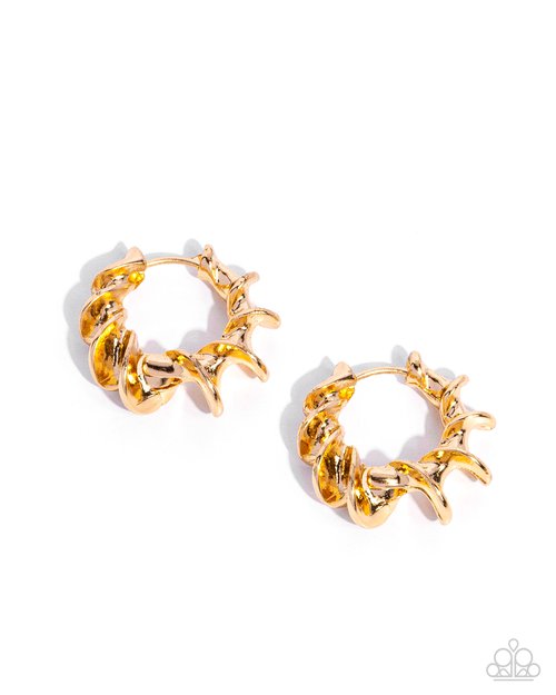 Corkscrew Chic - Gold - Paparazzi Earring Image