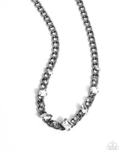 Pronged Perfection - Black - Paparazzi Necklace Image