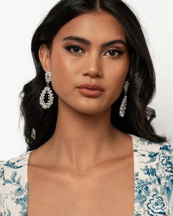 Dapper Debut - White - Paparazzi Earring Image