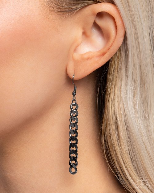 Cosmic Critique - Black - Paparazzi Necklace Image