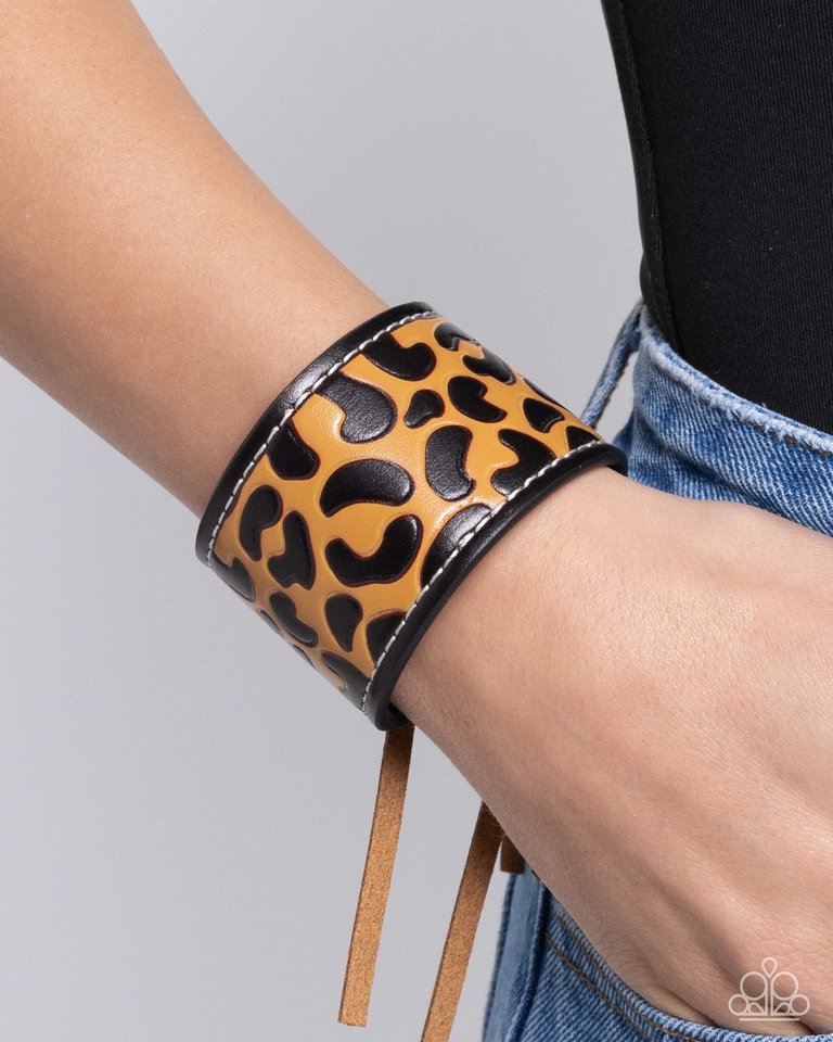 GLEAMART Set 2 Bracciali In Pelle Multistrato Con Fibbia Magnetica – Stampa Leopardo E Foglie Bohémien – Regalo Per Donna In Scatola Portagioie
