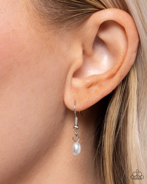 Tulip Drops - Purple - Paparazzi Necklace Image