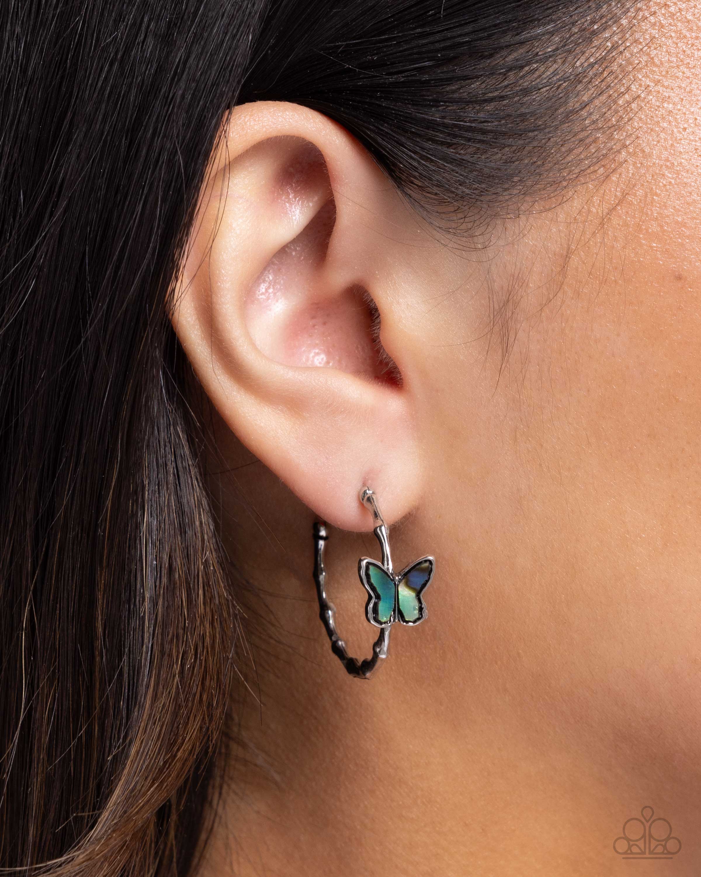 ピアス　No.4912 Paparazzi Earring ~ Butterfly Beginning - Blue – Paparazzi Jewelry
