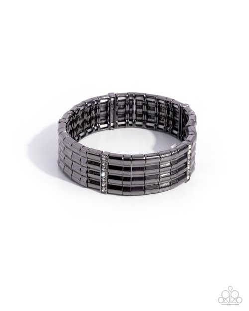 Glistening Getaway - Black - Paparazzi Bracelet Image