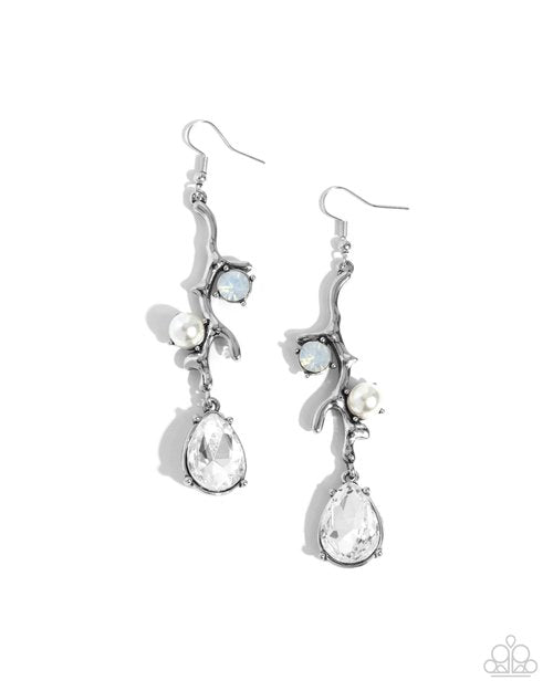 Glitzy Giveaway - White - Paparazzi Earring Image