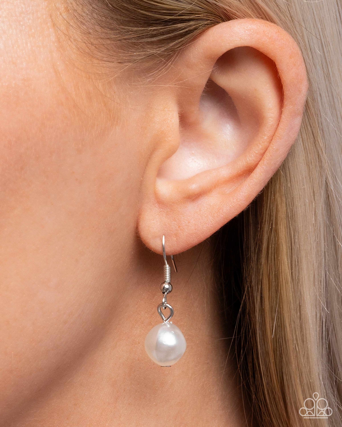 Dare to be Surprised - Blue - Paparazzi Necklace Image