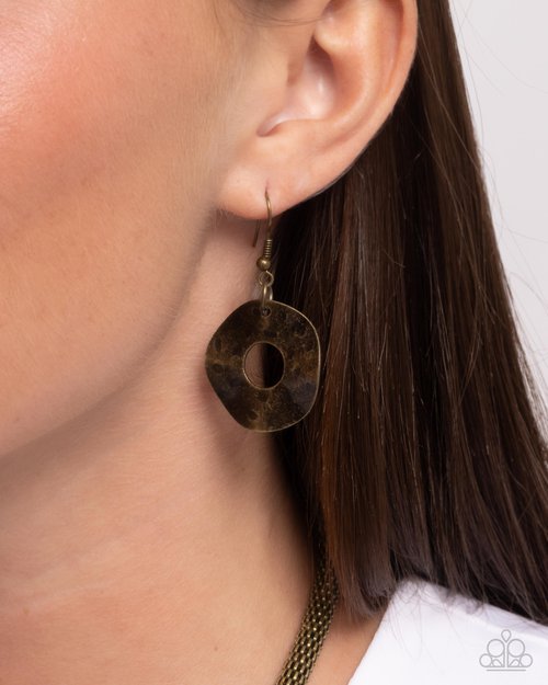 Master Mechanic - Paparazzi Necklace Image