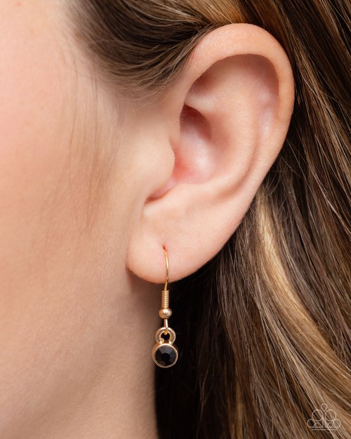 Con Amore - Gold - Paparazzi Necklace Image