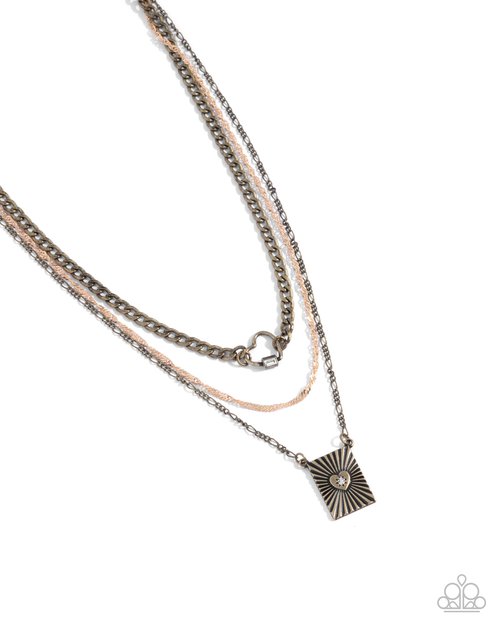 Loveable Layers - Paparazzi Necklace Image