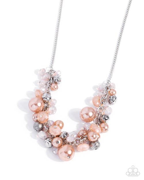 Days in the Sun - Paparazzi Necklace Image