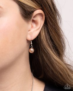 Days in the Sun - Paparazzi Necklace Image