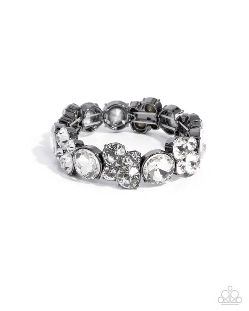 Standout Style - Paparazzi Bracelet Image