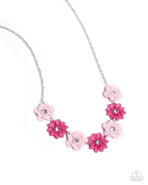 Frenetic Florals - Paparazzi Necklace Image
