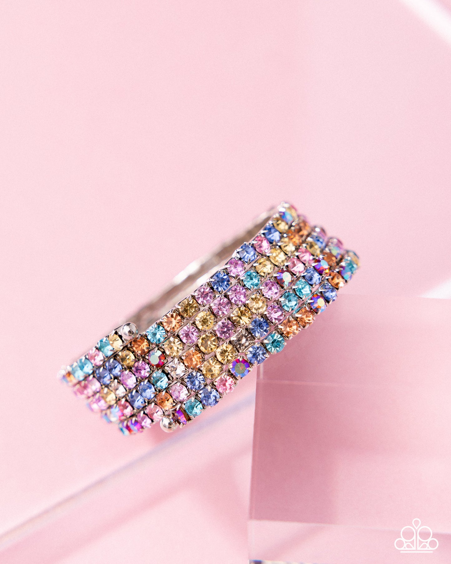 The GLOW-Digger - Paparazzi Bracelet Image