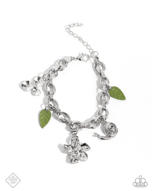 Cottagecore Cameo - Paparazzi Bracelet Image