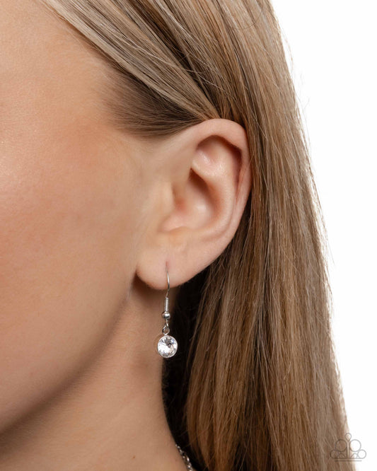 Floral Front - Paparazzi Necklace Image