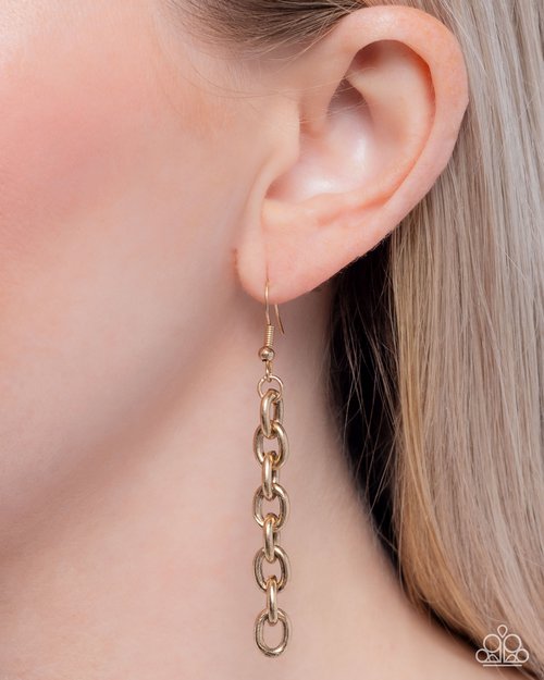 Storybook Setting - Gold - Paparazzi Necklace Image