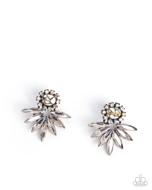Marquise Mirage - Earrings - Paparazzi Earring Image