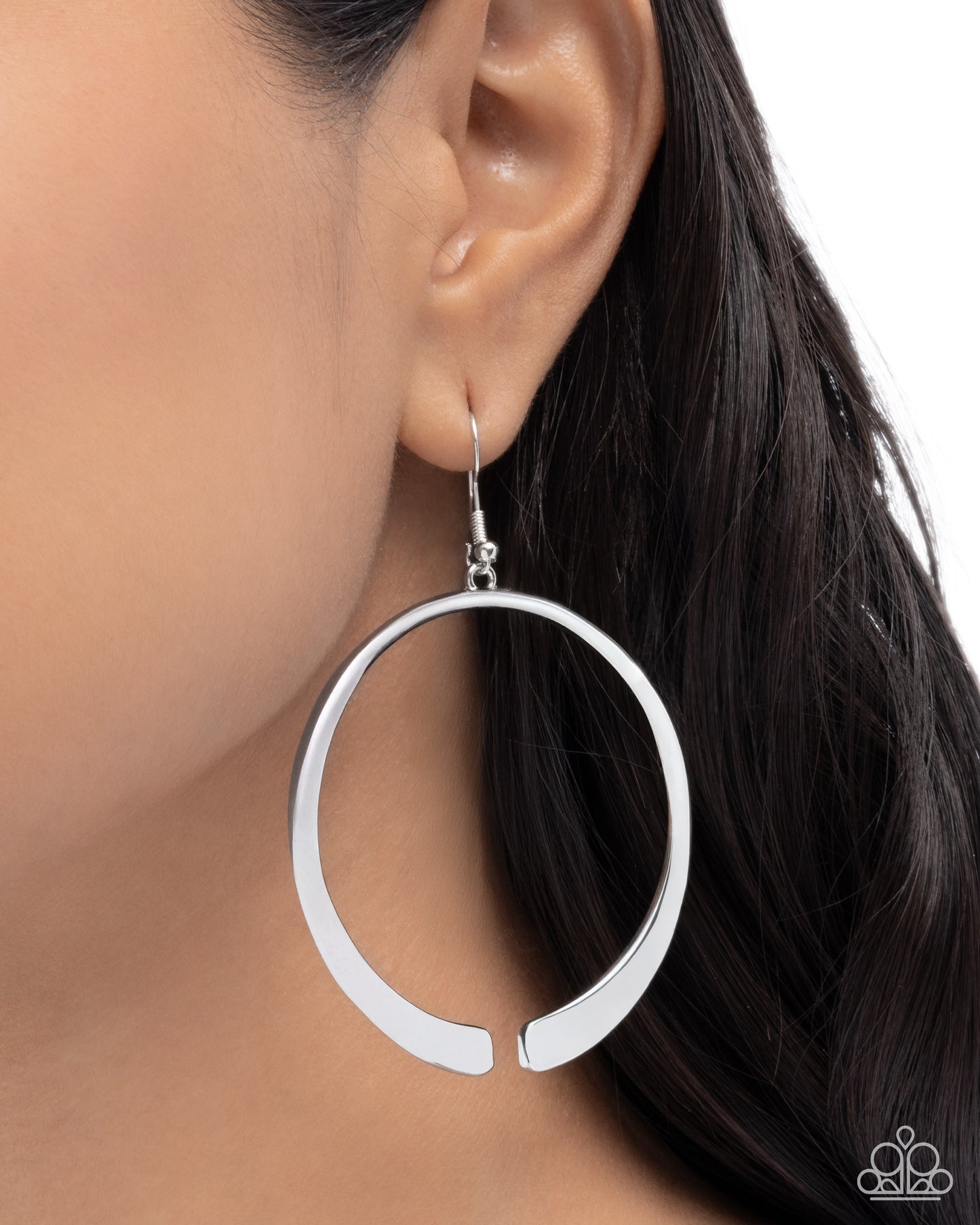 Separated Showcase - Silver - Paparazzi Earring Image