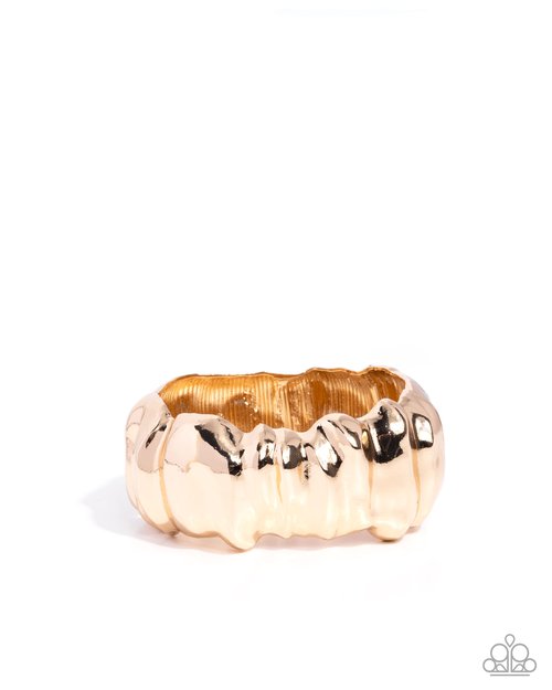 Warped Wheelhouse - Gold - Paparazzi Bracelet Image