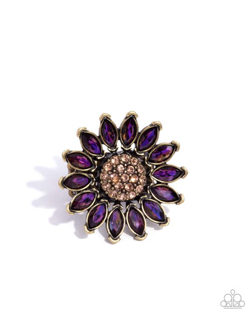 Sunflower Setting - Brass - Paparazzi Ring Image
