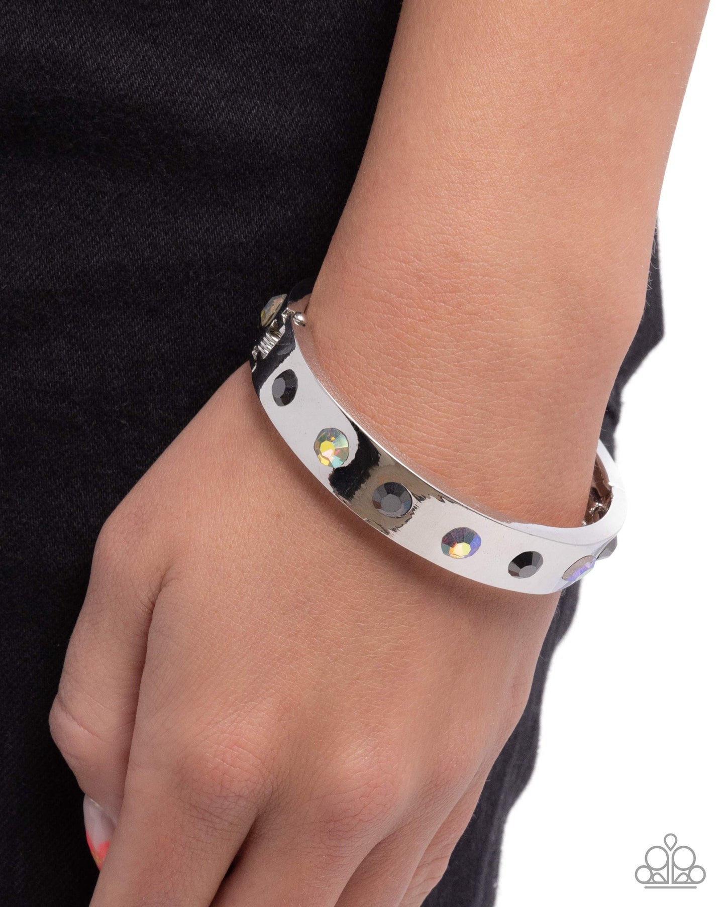 Competitive Edge - Silver - Paparazzi Bracelet Image