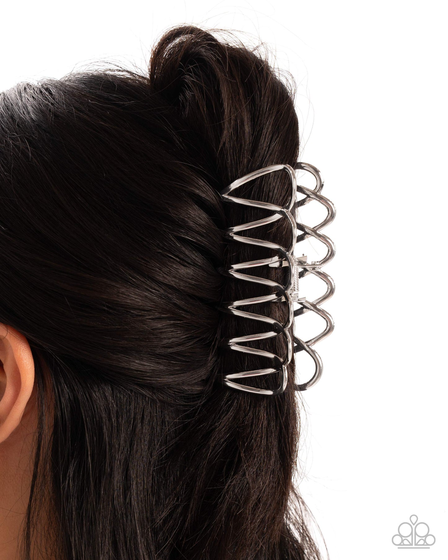Scalloped Showstopper - Silver - Paparazzi Hair Accessories Image