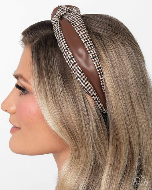 Houndstooth Haute - Brown - Paparazzi Product Image