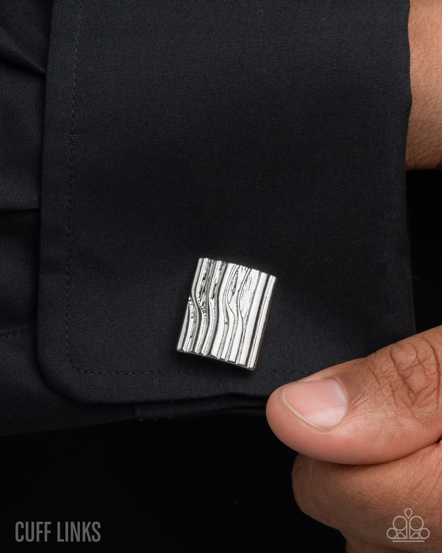 Lumber Luminescence - Silver - Paparazzi Bracelet Image