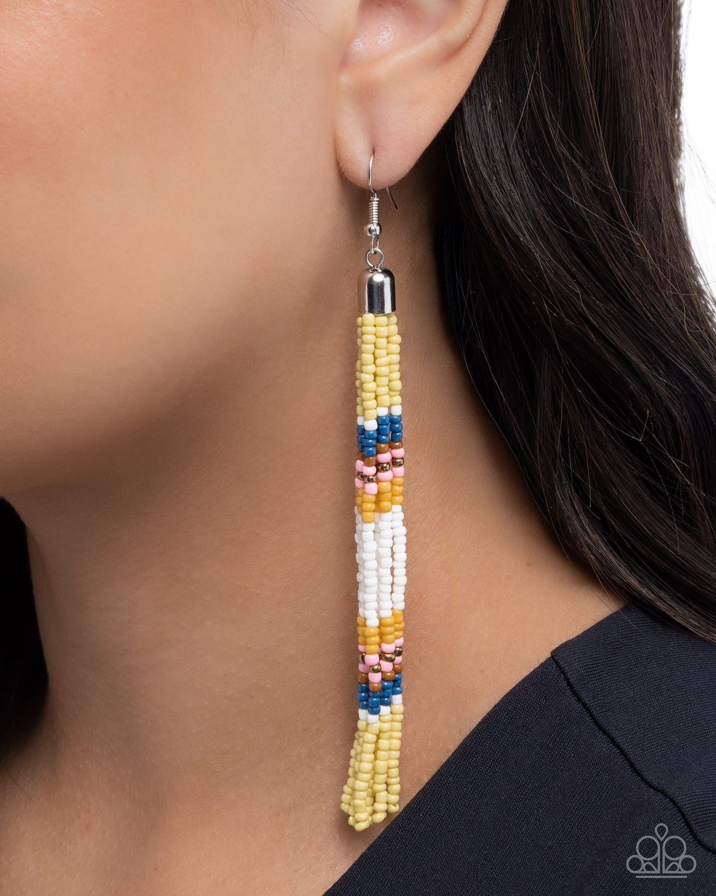 Stunning Strands - Paparazzi Earring Image