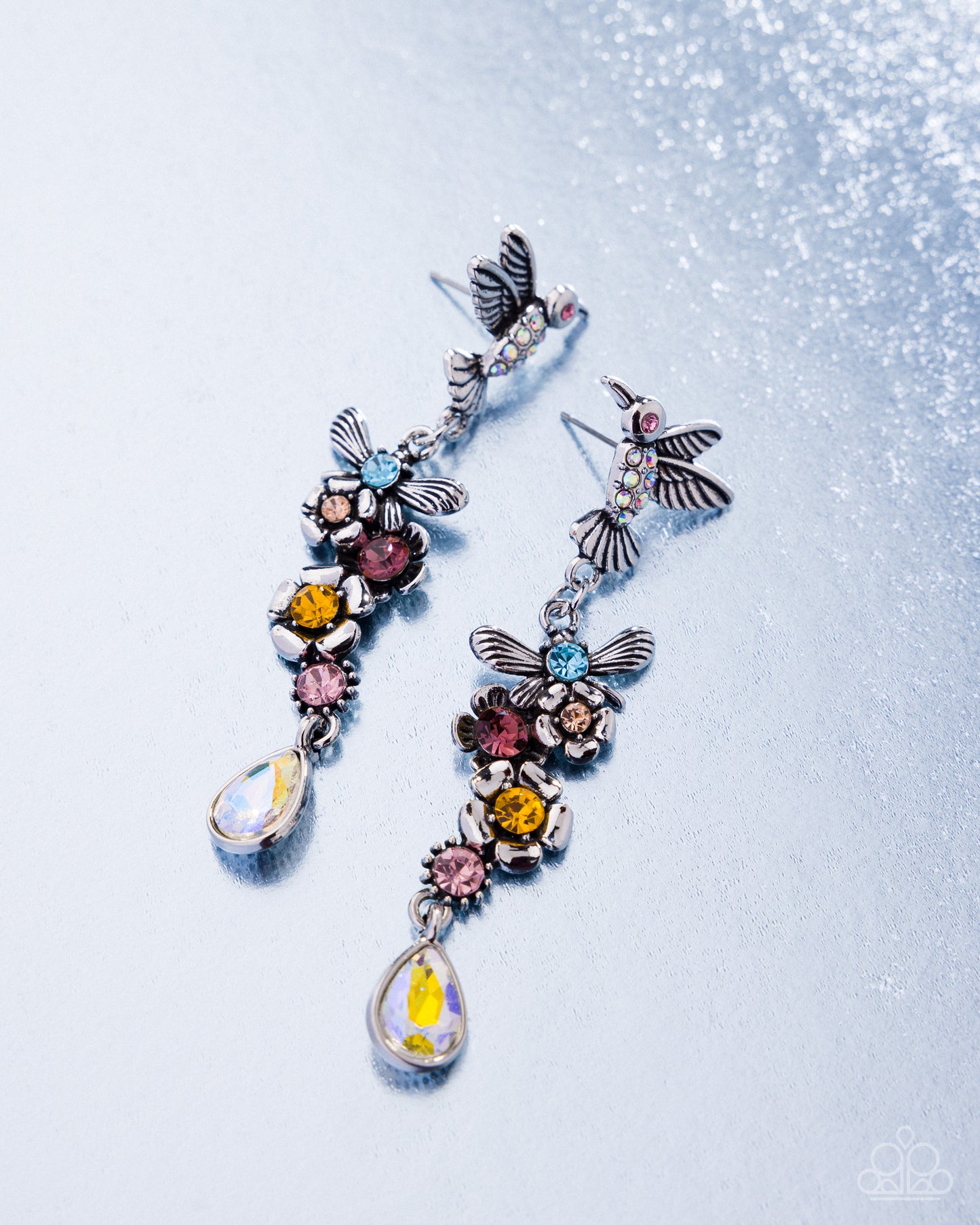 Hummingbird Hallmark - Earrings - Paparazzi Earring Image