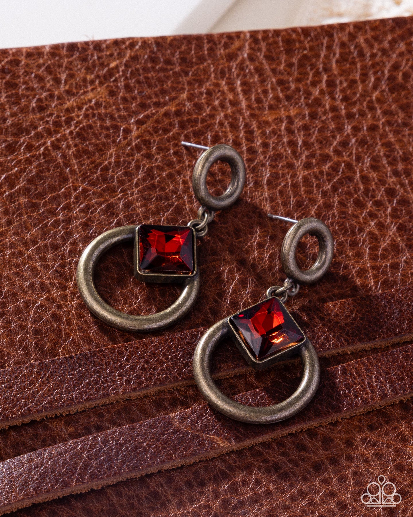 Indulgent Icon - Brass - Paparazzi Earring Image