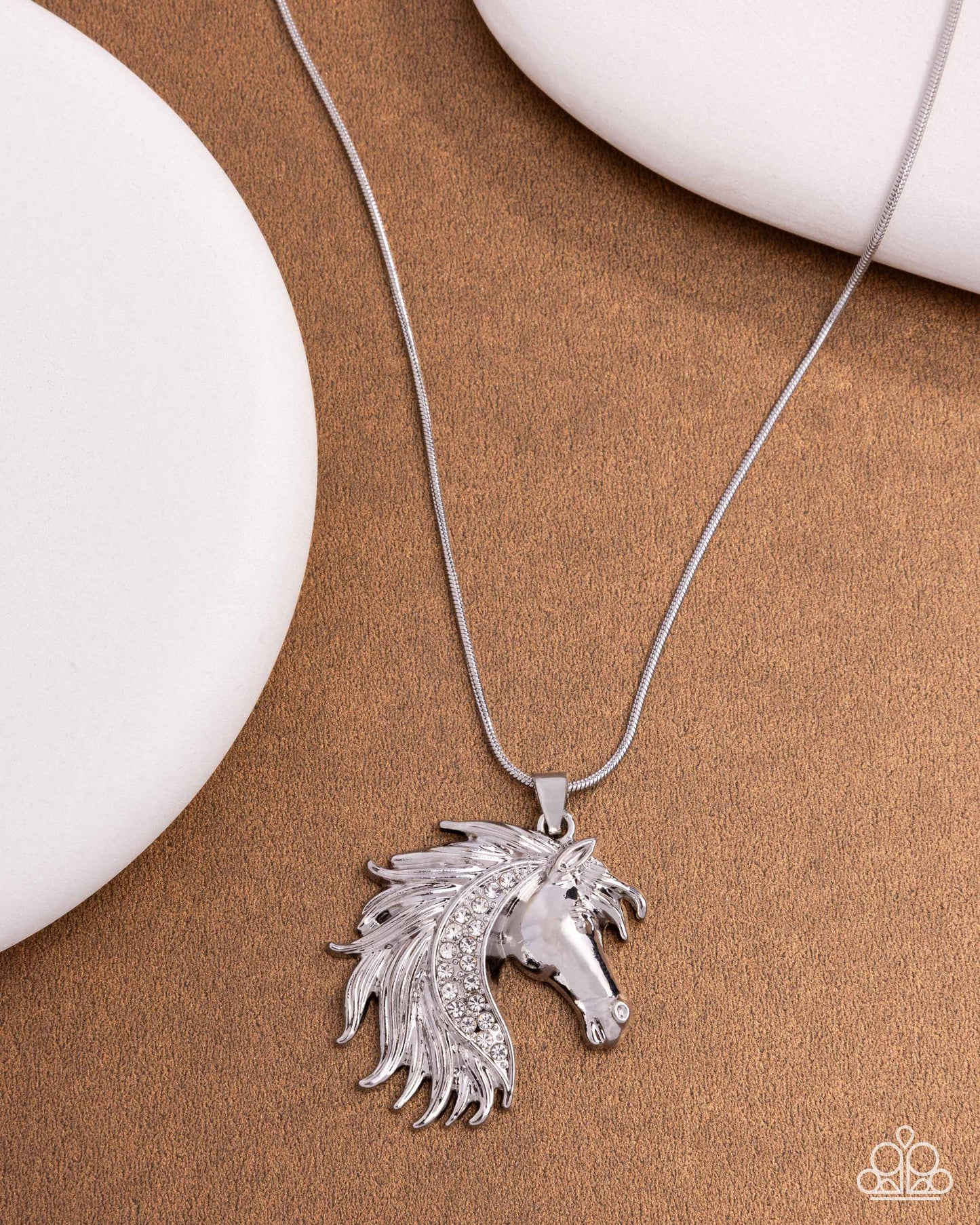 Stallion Swing - Paparazzi Necklace Image