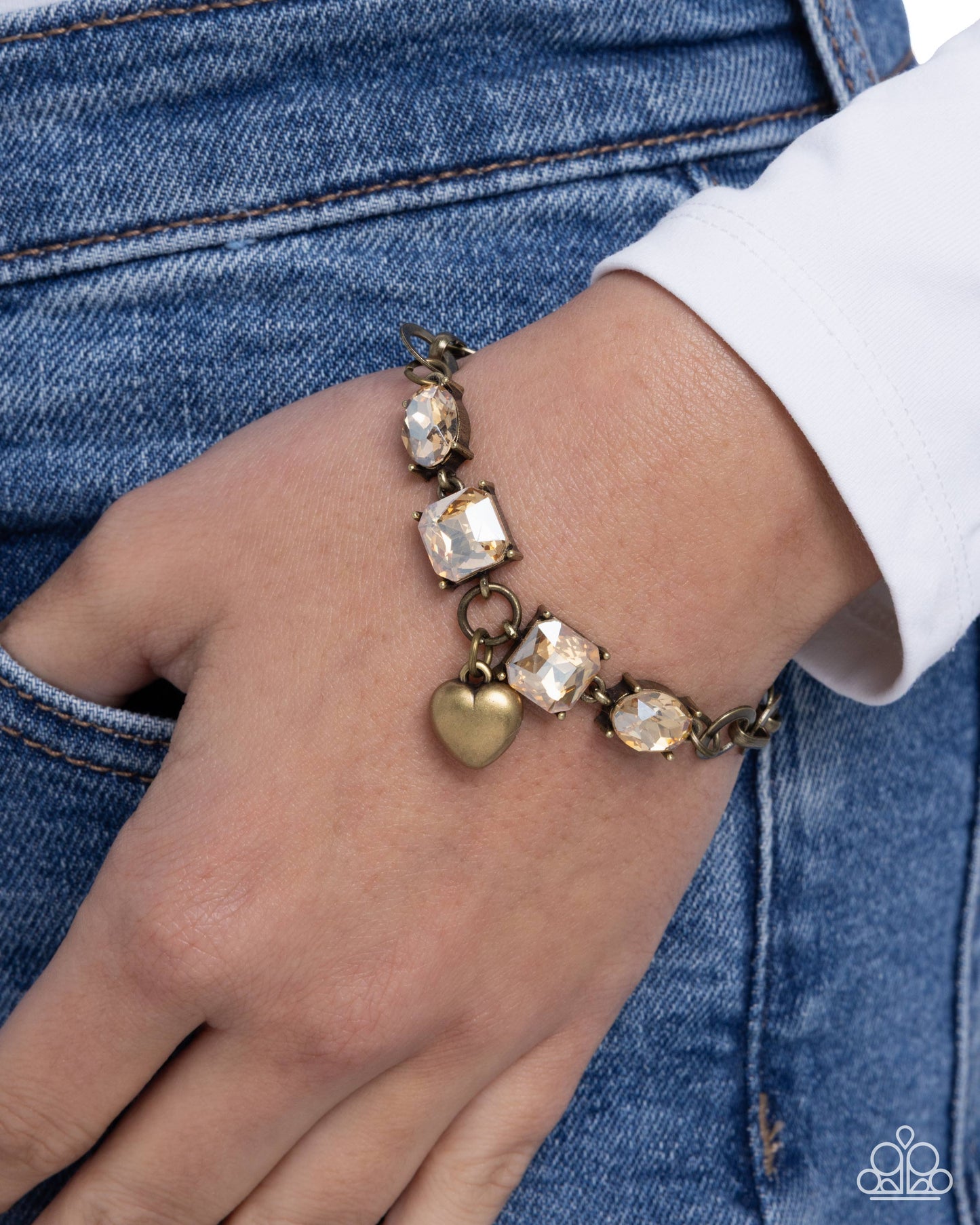 Romantic Rescue - Brass - Paparazzi Bracelet Image