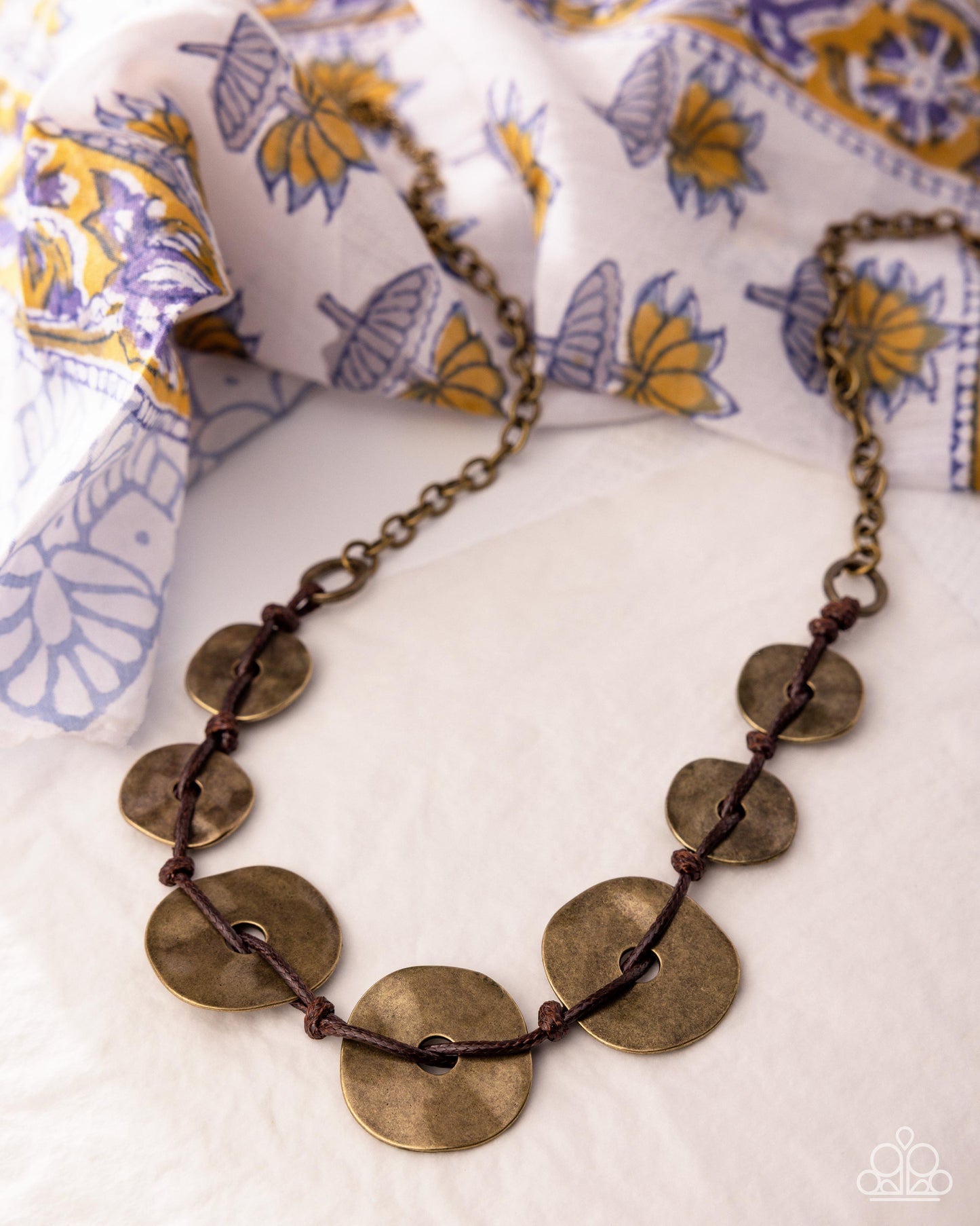 Defensive Discs - Paparazzi Necklace Image