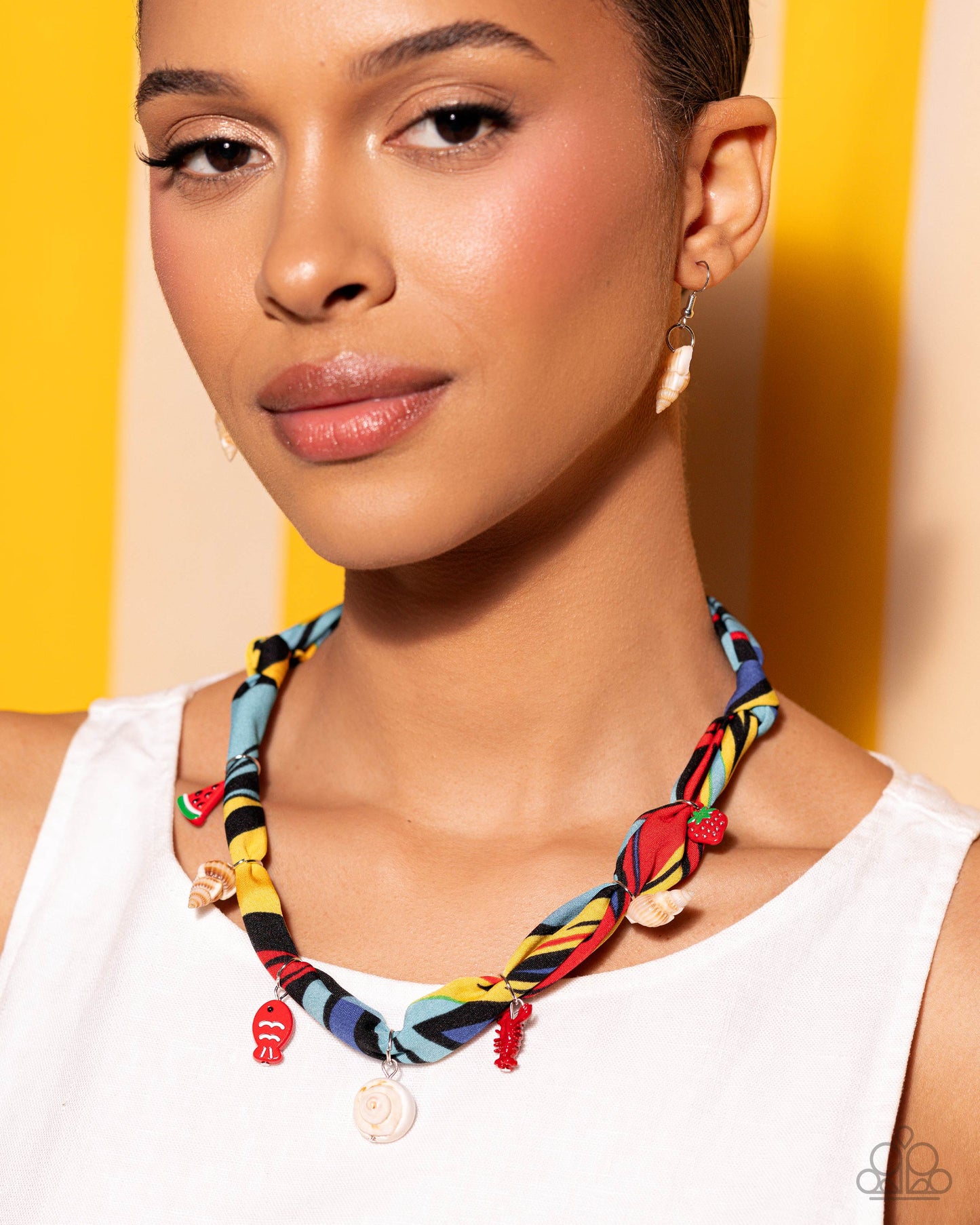 Seaside Staycation - Paparazzi Necklace Image