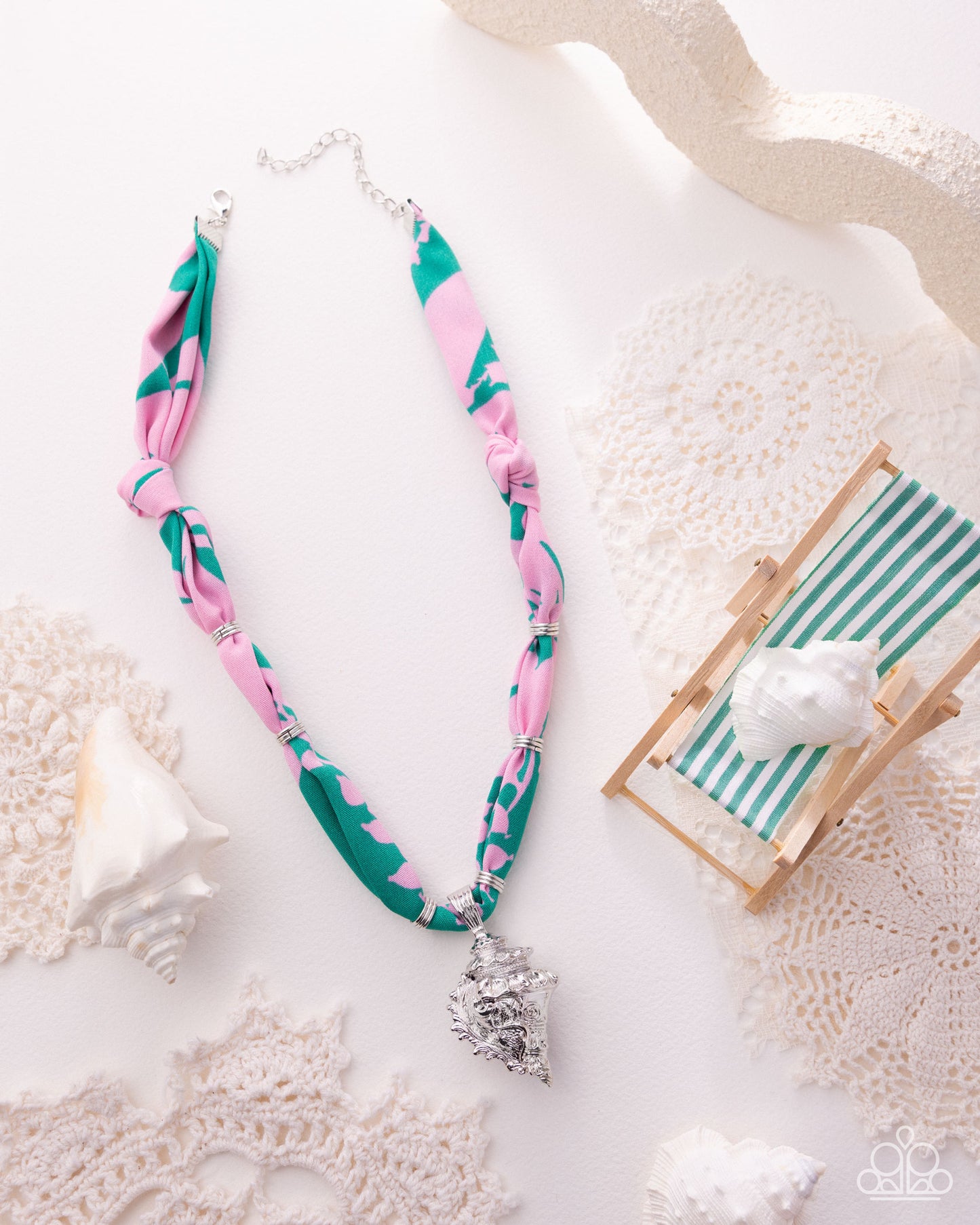 Resort Runway - Paparazzi Necklace Image