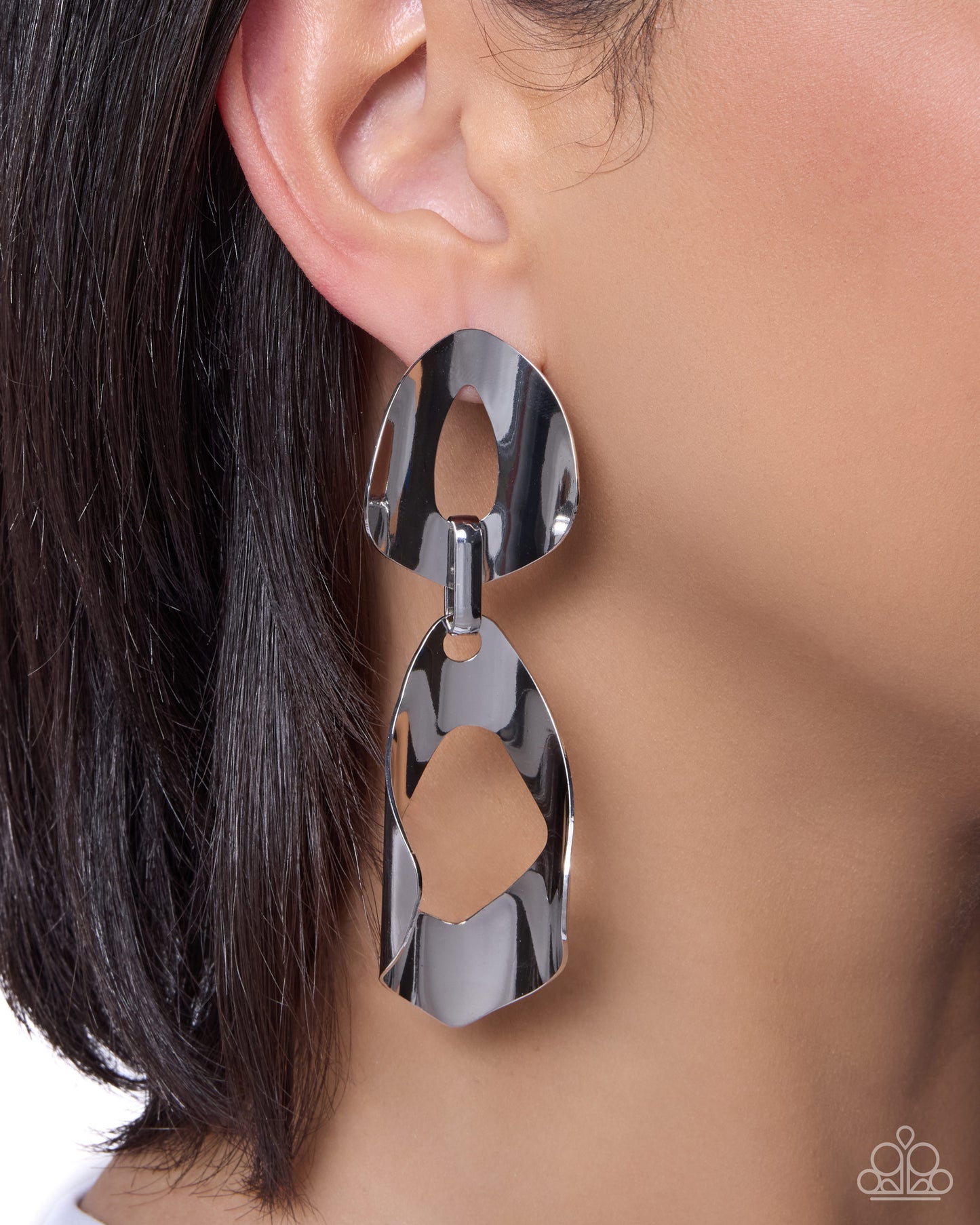 Iconic Illusion - Paparazzi Earring Image